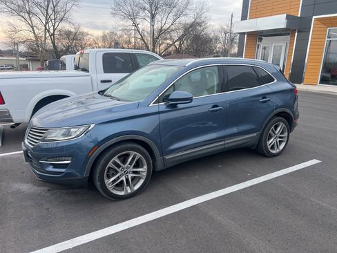 Used 2018 Lincoln MKC Reserve w/ Lincoln MKC Climate Package image 11