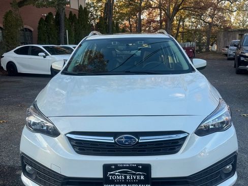 Used 2022 Subaru Impreza 2.0i Premium image 1