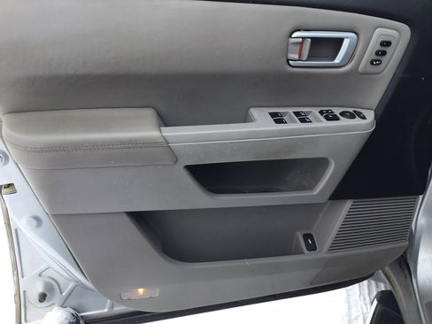 Used 2013 Honda Pilot Touring image 13