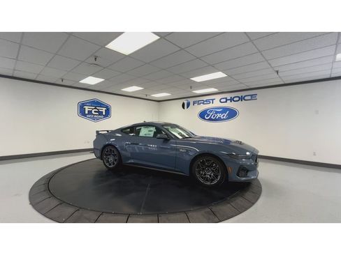 New 2025 Ford Mustang GT image 3