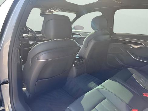 Used 2025 Audi A8 L 3.0T w/ Executive Package image 19