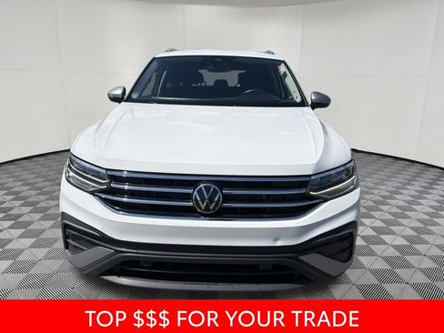 Used 2024 Volkswagen Tiguan Wolfsburg Edition AWD/4WD image 2