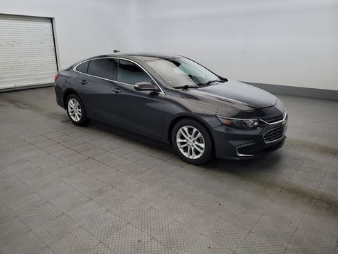 Used 2018 Chevrolet Malibu LT FWD image 11