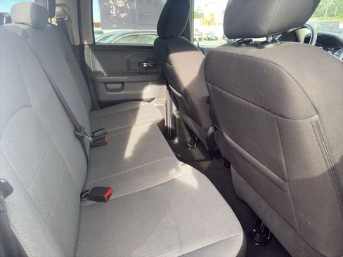 Used 2024 RAM 1500 Classic SLT image 21