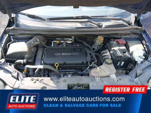 Used 2013 Chevrolet Sonic LT image 20