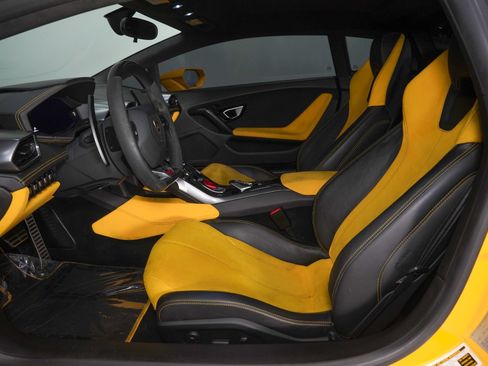 Used 2015 Lamborghini Huracan LP 610-4 AWD/4WD image 34