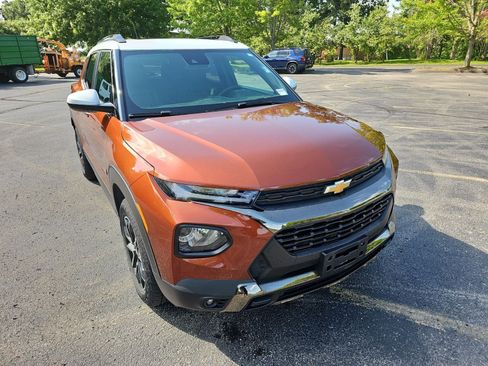 Used 2021 Chevrolet TrailBlazer ACTIV w/ Sun and Liftgate Package AWD/4WD image 8