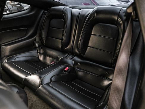 Used 2016 Ford Mustang Premium image 35