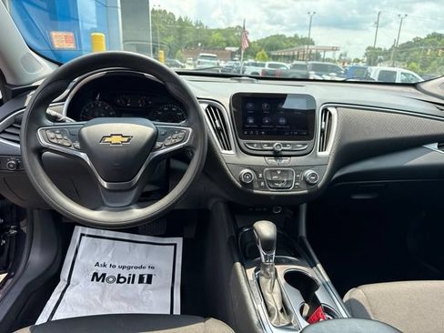Used 2022 Chevrolet Malibu LS w/ Driver Confidence Package II FWD image 18