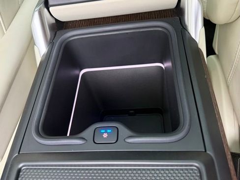 Certified 2023 Land Rover Range Rover SE image 29