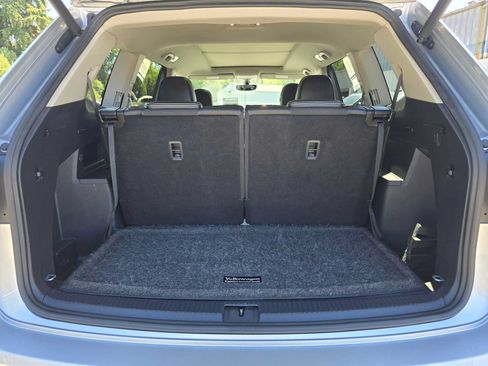 Used 2021 Volkswagen Atlas SE w/ Panoramic Sunroof Package AWD/4WD image 14