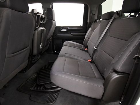 Used 2024 Chevrolet Silverado 2500 LT image 14