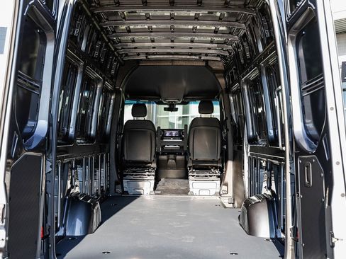 New 2026 Mercedes-Benz Sprinter 2500 image 25