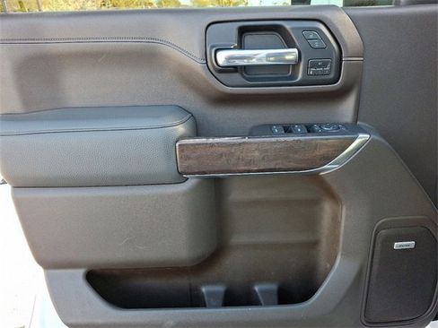 Used 2020 GMC Sierra 2500 Denali w/ Denali Ultimate Package image 12