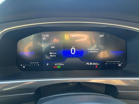 Certified 2023 Volkswagen Tiguan SE image 20