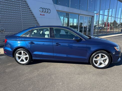 Used 2016 Audi A3 2.0T Premium image 9