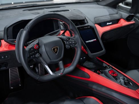 Used 2026 Lamborghini Temerario AWD/4WD image 44