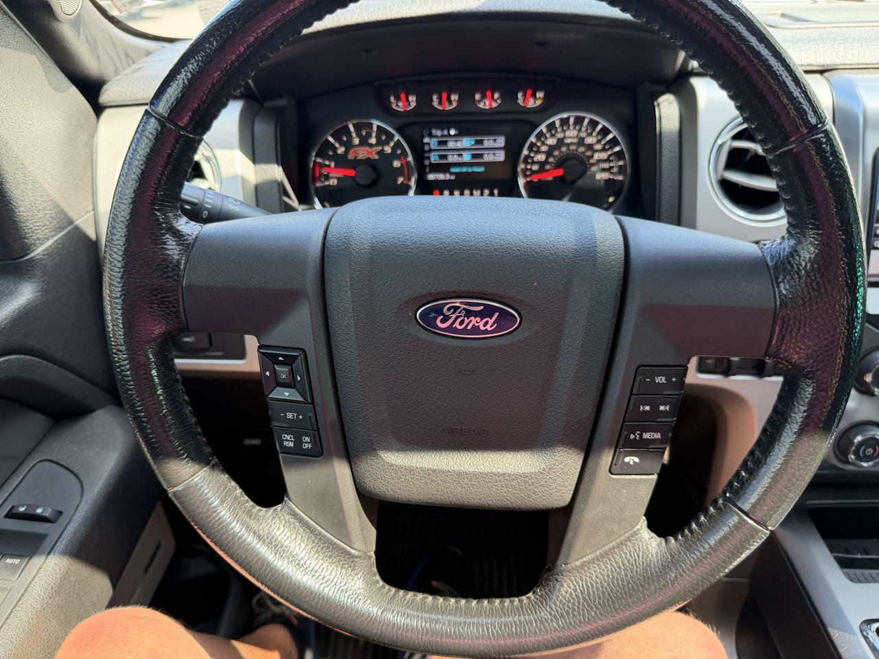 Used 2013 Ford F150 FX4 w/ Luxury Equipment Group AWD/4WD image 24