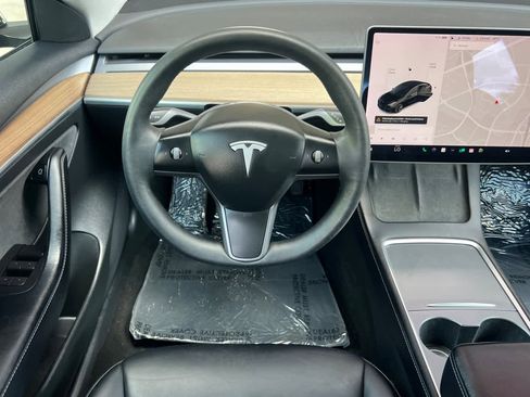 Used 2022 Tesla Model 3 Long Range AWD/4WD image 15