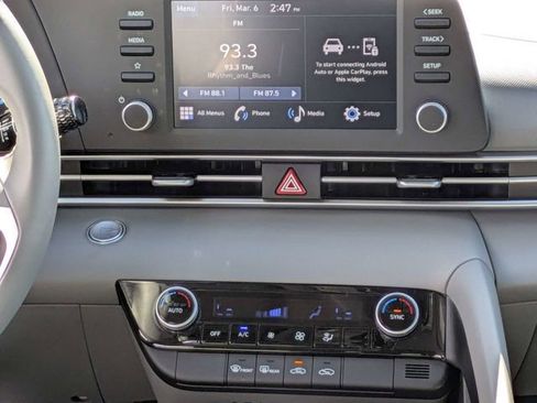 New 2026 Hyundai Elantra Sport image 17