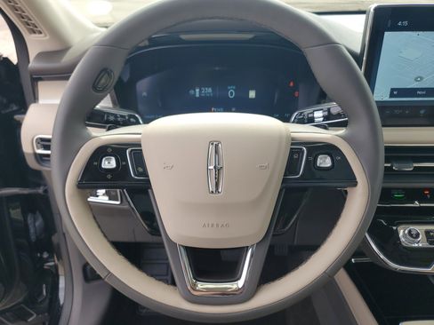 Certified 2024 Lincoln Corsair AWD w/ Equipment Group 101A image 14