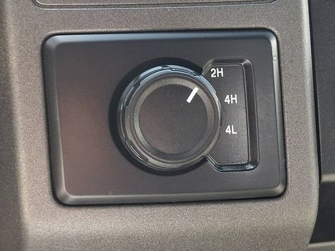 Used 2020 Ford F350 XL w/ STX Appearance Package AWD/4WD image 24