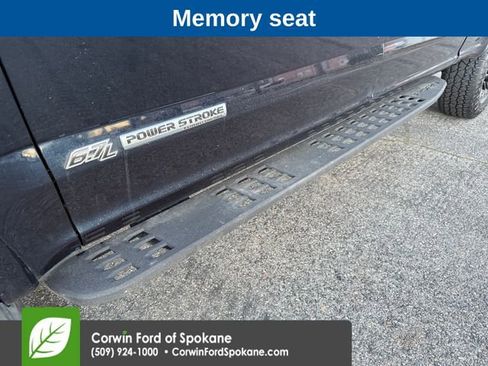 Used 2022 Ford F250 Platinum w/ Tremor Off-Road Package image 11