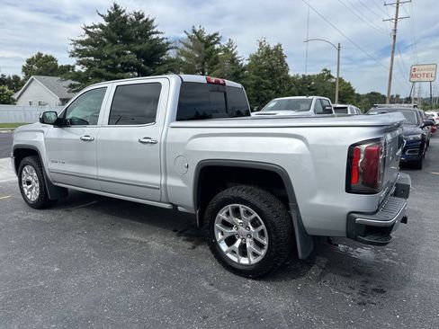 Used 2017 GMC Sierra 1500 SLT w/ SLT Premium Package AWD/4WD image 5
