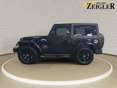 Used 2015 Jeep Wrangler Sahara w/ Dual Top Group image 8