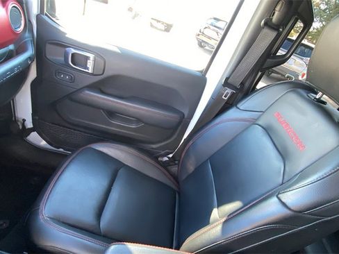 Used 2021 Jeep Wrangler Unlimited Rubicon image 21