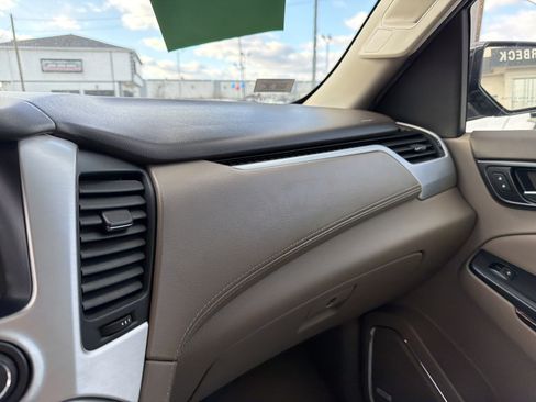 Used 2019 GMC Yukon SLT w/ HD Trailering Package image 21