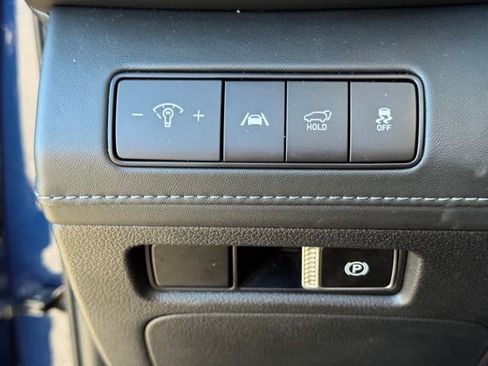 Used 2022 Hyundai Santa Fe Limited image 25