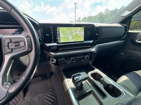 Used 2024 Chevrolet Silverado 1500 LT Trail Boss w/ Convenience Package II AWD/4WD image 50