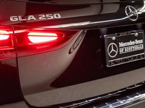 Certified 2026 Mercedes-Benz GLA 250 image 9