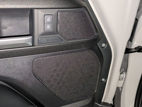 New 2026 Land Rover Defender 110 X AWD/4WD image 13