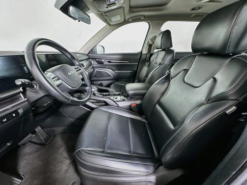 Used 2025 Kia Telluride S AWD/4WD image 13