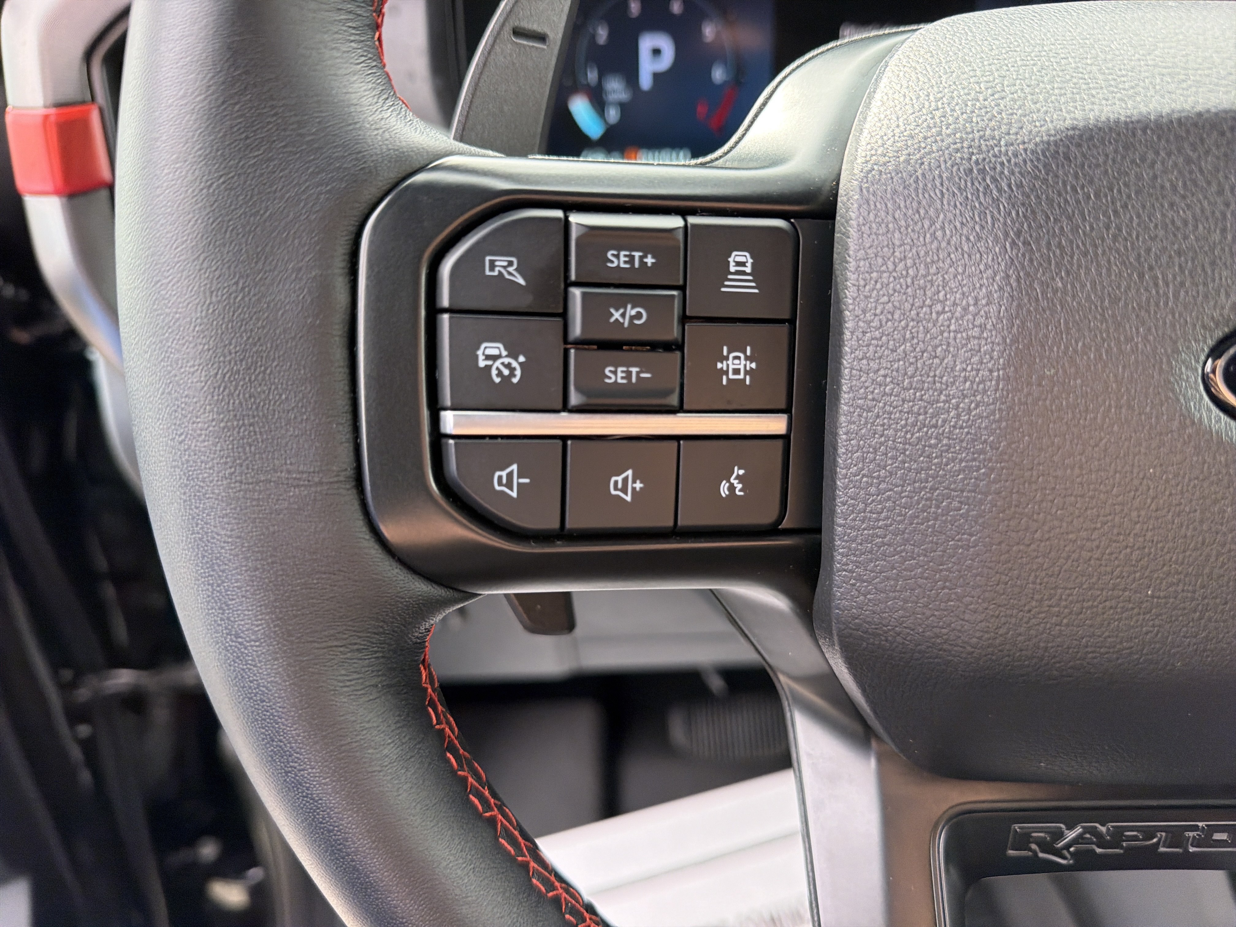 Used 2025 Ford F150 Raptor AWD/4WD image 19