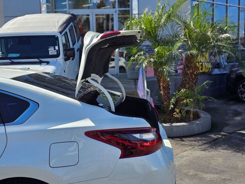 Used 2018 Nissan Altima 2.5 SR w/ SR Special Edition image 8