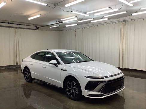 Used 2025 Hyundai Sonata SEL image 4