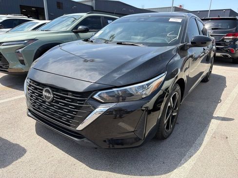 Used 2024 Nissan Sentra SV FWD image 1