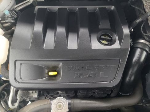 Used 2014 Jeep Compass Latitude AWD/4WD image 30