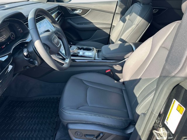 Certified 2026 Audi Q8 Premium Plus w/ Premium Plus Package AWD/4WD image 23