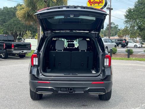 New 2025 Ford Explorer ST-Line image 9