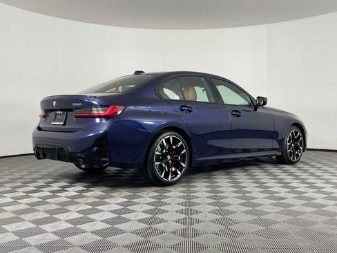 New 2026 BMW 330i Sedan w/ M Sport Package image 10