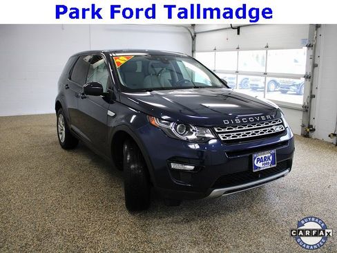 Used 2019 Land Rover Discovery Sport image 8