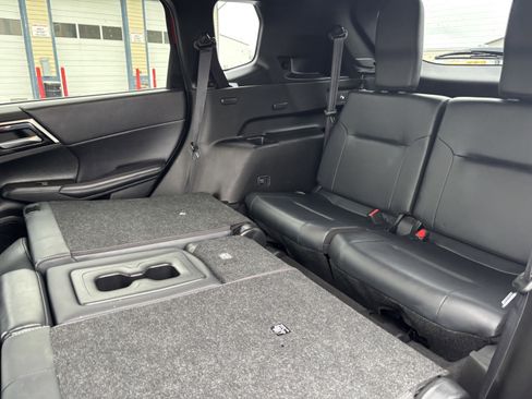 Used 2024 Mitsubishi Outlander SE image 28