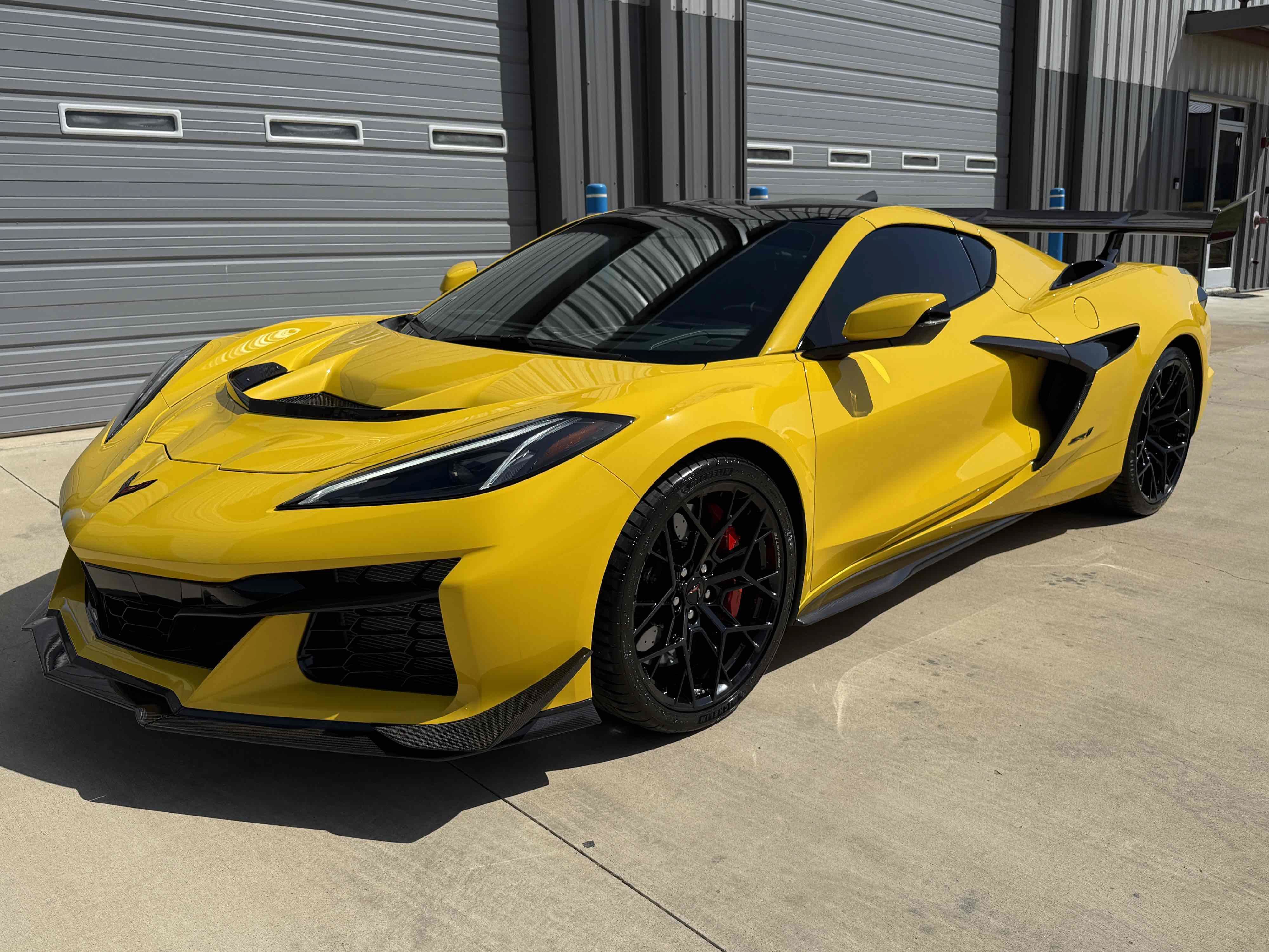 Used 2026 Chevrolet Corvette ZR1 w/ ZR1 Carbon Fiber Aero Package RWD image 38