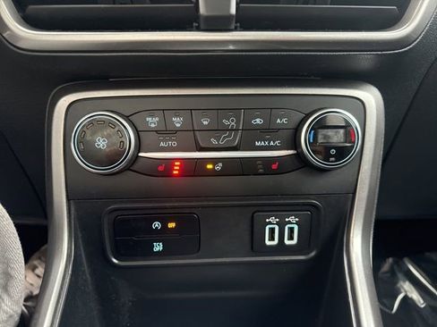 Used 2018 Ford EcoSport SE w/ SE Convenience Package image 14