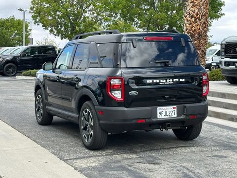 Used 2023 Ford Bronco Sport Outer Banks w/ Tech Package AWD/4WD image 4