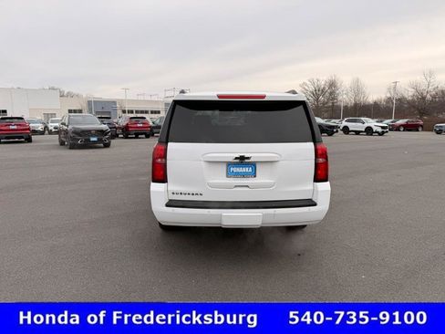 Used 2018 Chevrolet Suburban LT w/ Luxury Package image 5